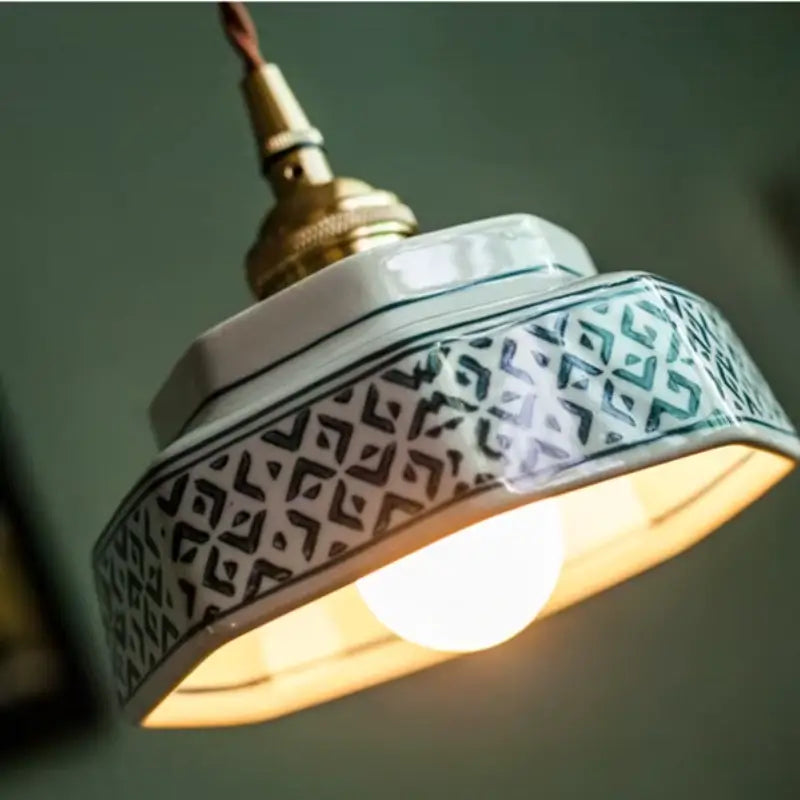 Luminária de Teto Pendente Vintage em Cerâmica e Pintada à Mão - Ilúmine Decor