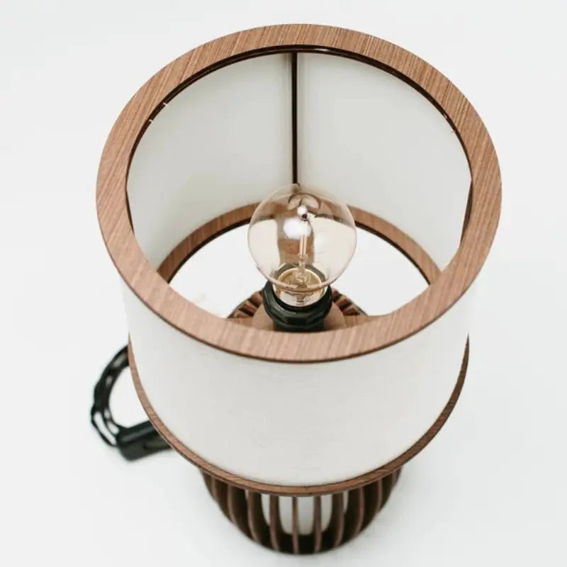 Abajur Para Quarto Cúpula de Linho - Ilúmine Decor