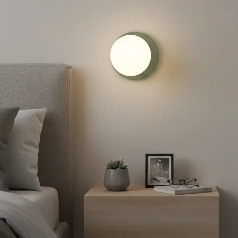 Arandela de Parede Minimalista com Globo de Vidro - Ilúmine Decor