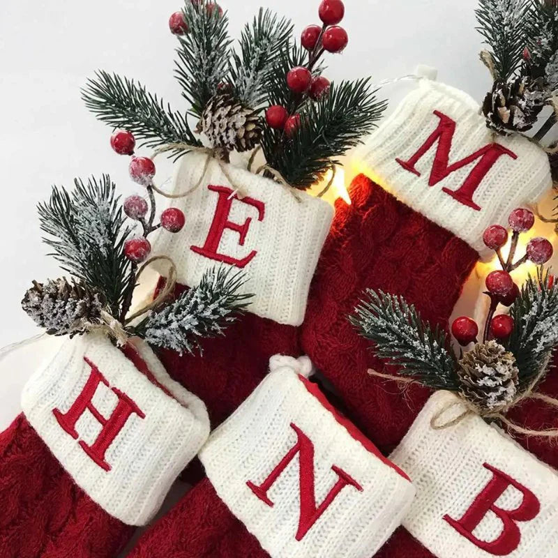 Decoração de Natal Meia com Letra do Alfabeto - Ilúmine Decor