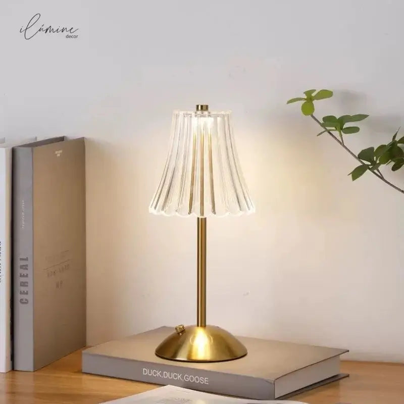 Luminária de Mesa Sem Fio Abajur - Ilúmine Decor