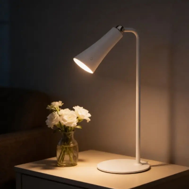 Luminária de Mesa 4 em 1 Led Ajustável 360° - Ilúmine Decor