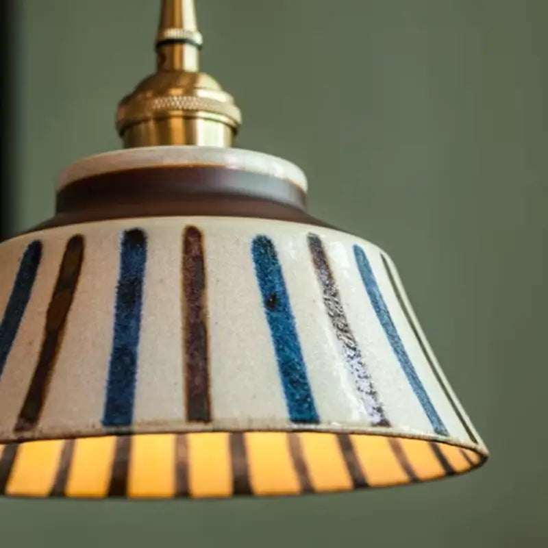 Luminária de Teto Pendente Vintage em Cerâmica e Pintada à Mão - Ilúmine Decor