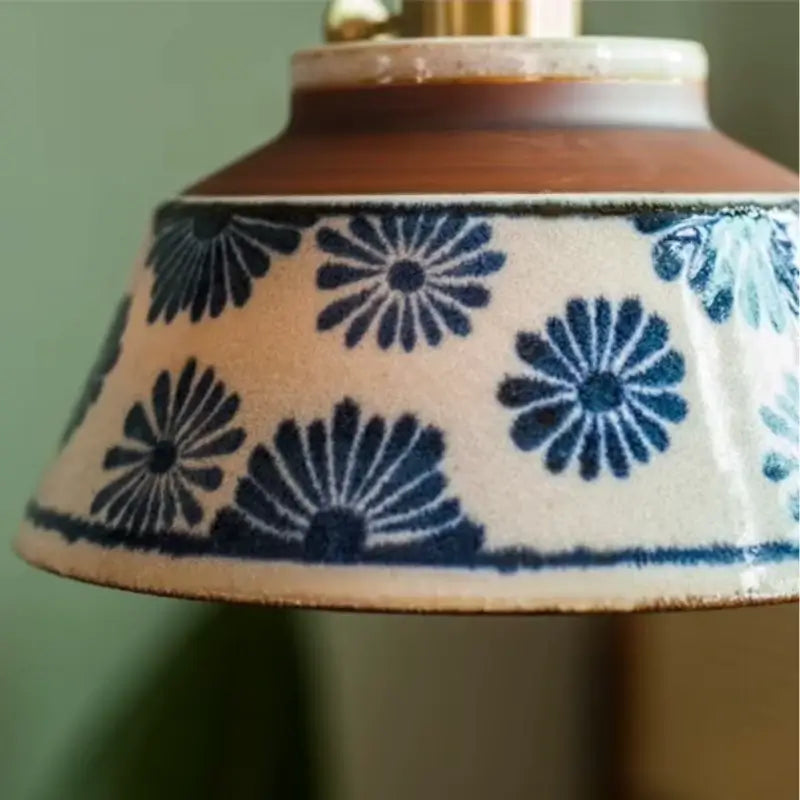 Luminária de Teto Pendente Vintage em Cerâmica e Pintada à Mão - Ilúmine Decor