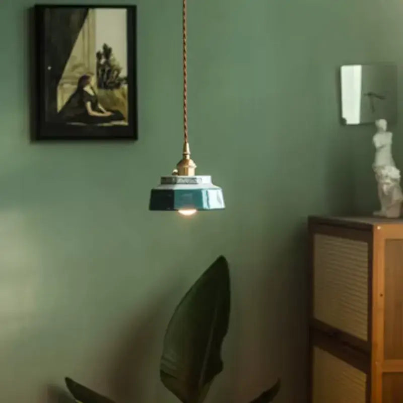 Luminária de Teto Pendente Vintage em Cerâmica e Pintada à Mão - Ilúmine Decor