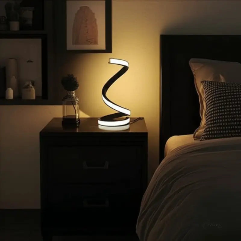 Luminária de Mesa Minimalista com 3 Tons de Luz - Ilúmine Decor