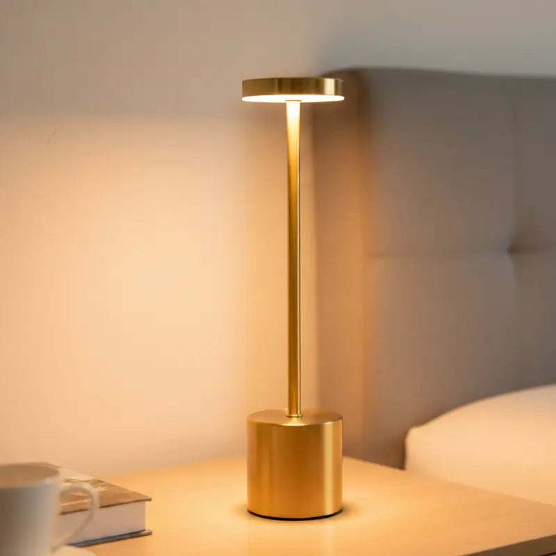 Luminária de Mesa Sem fio Dimerizável - Ilúmine Decor