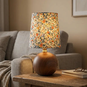 Abajur de Mesa Cúpula de Tecido Floral Clássico - Ilúmine Decor