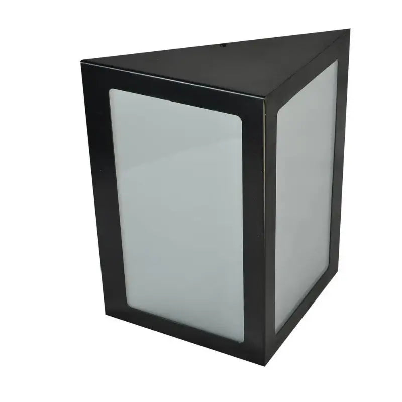Arandela de Parede Externa Triangular Alumínio e Vidros - Ilúmine Decor