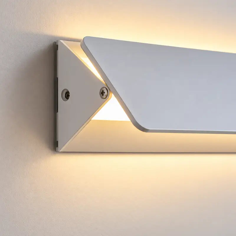 Arandela de Parede LED em Alumínio Ajustável 270°