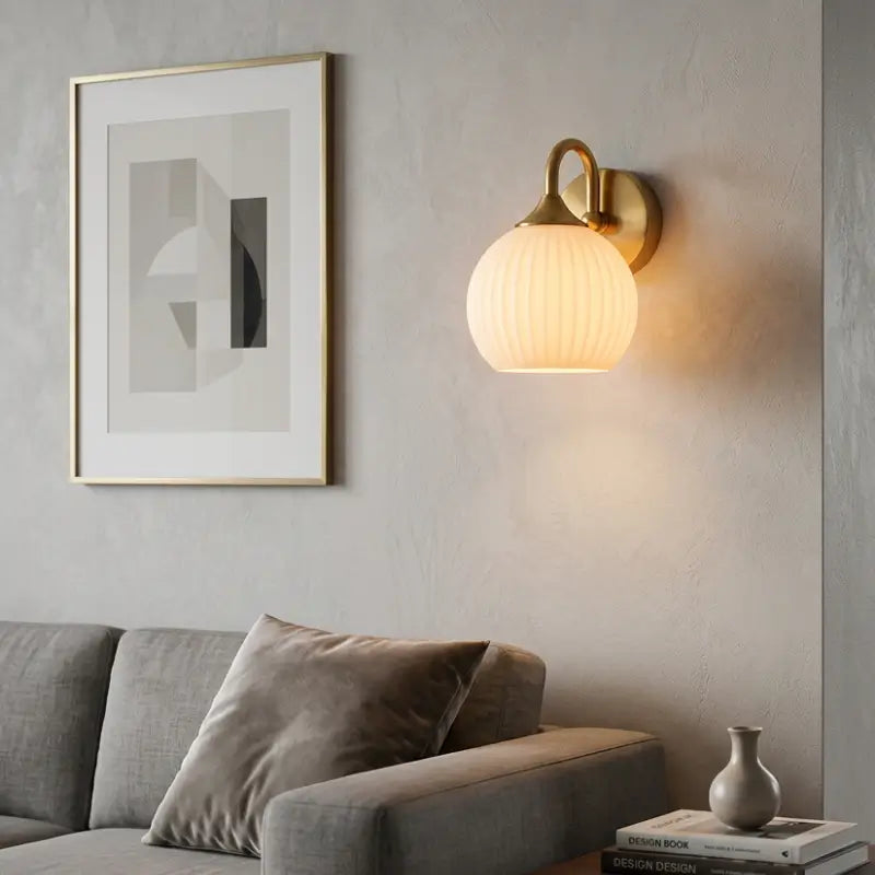 Arandela de Parede Nórdica com Cúpula Fosca - Ilúmine Decor