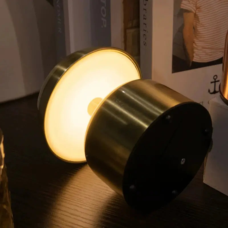 Luminária de Mesa Decorativa Moderna sem fio 3 Cores Dimerizável - Ilúmine Decor