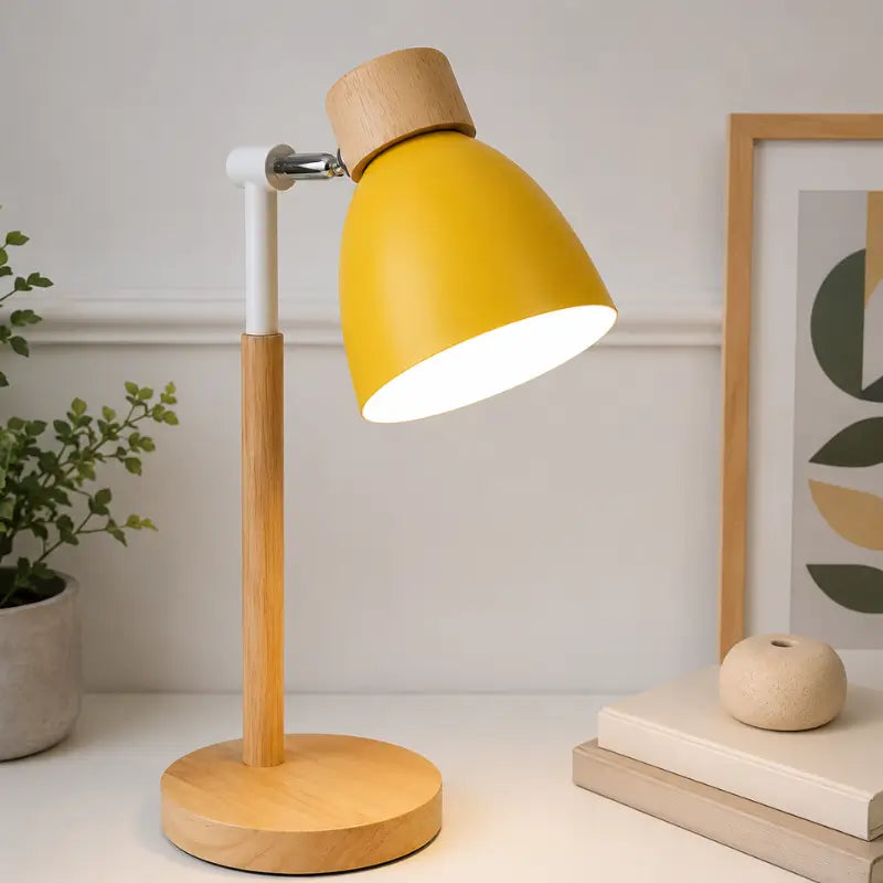 Luminária de Mesa Retrátil em Madeira Articulável 360° - IlúmineDecor