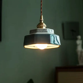 Luminária de Teto Pendente Vintage em Cerâmica e Pintada à Mão - Ilúmine Decor