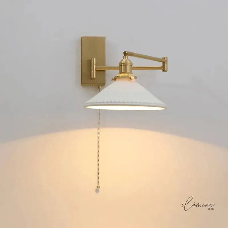 Arandela de Parede Articulada Retrô dourada - Ilúmine Decor