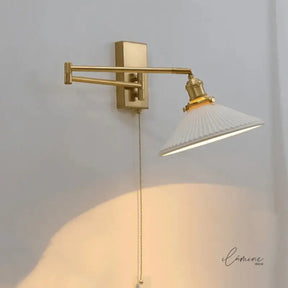 Arandela de Parede Articulada Retrô dourada - Ilúmine Decor