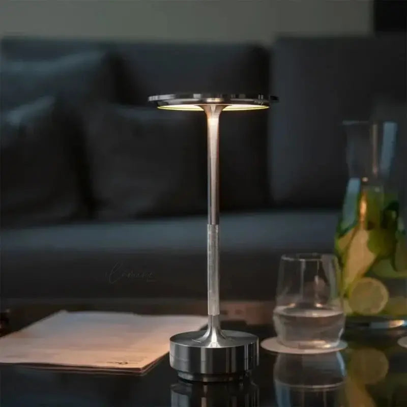 Luminária de Mesa LED Sem Fio 3 Tons de Luz - Ilúmine Decor
