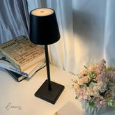 Luminária de Mesa Sem Fio Decorativa Dimerizável - Ilúmine Decor