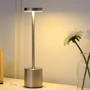 Luminária de Mesa Sem fio Dimerizável - Ilúmine Decor
