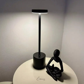 Luminária de Mesa Sem fio Dimerizável - Ilúmine Decor